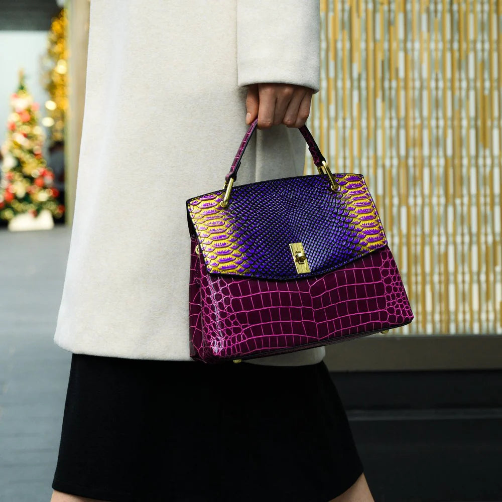 VERSATILE ATMOSPHERIC SHOULDER BAG