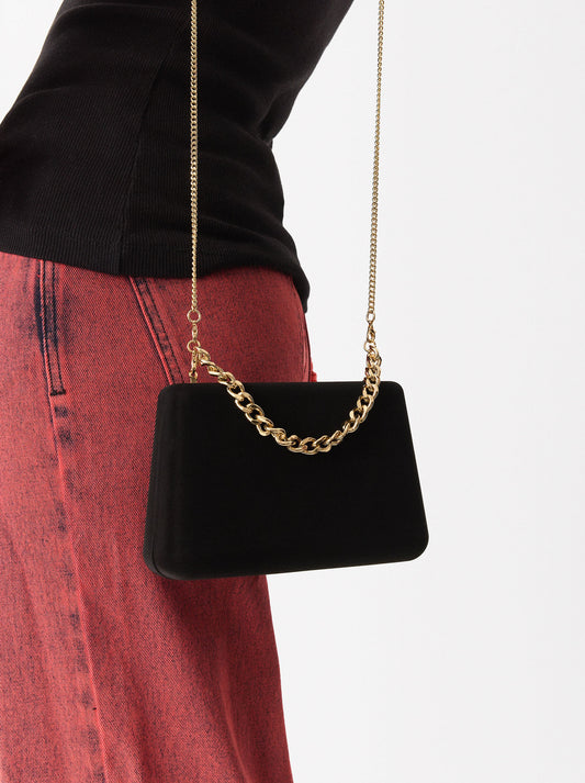 PARTY CLUTCH WITH CHAIN HANDLE
