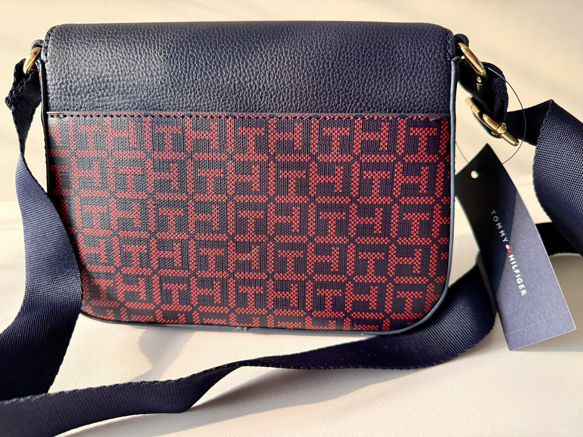 Carry Chic R crossbody bag – CarryChic